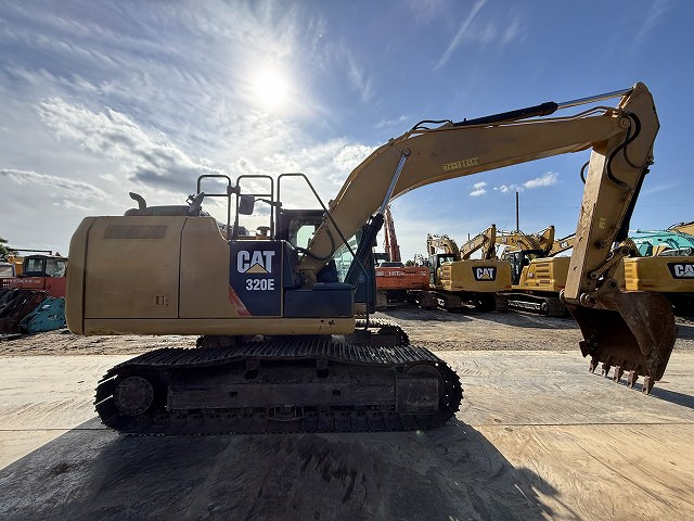 CAT 320E-2 - حفار زاحف: صورة 3 CAT 320E-2 - حفار زاحف: صورة 3