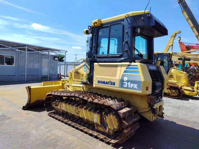 KOMATSU D31PX-22 - بلدوزر: صورة 2 KOMATSU D31PX-22 - بلدوزر: صورة 2