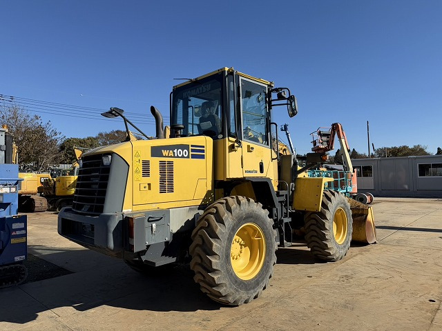 KOMATSU WA100-6 - اللودر بعجل: صورة 5 KOMATSU WA100-6 - اللودر بعجل: صورة 5
