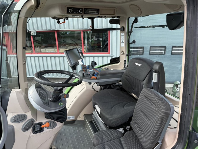 Fendt 720 S4 Vario Profi Plus - جرار: صورة 5 Fendt 720 S4 Vario Profi Plus - جرار: صورة 5