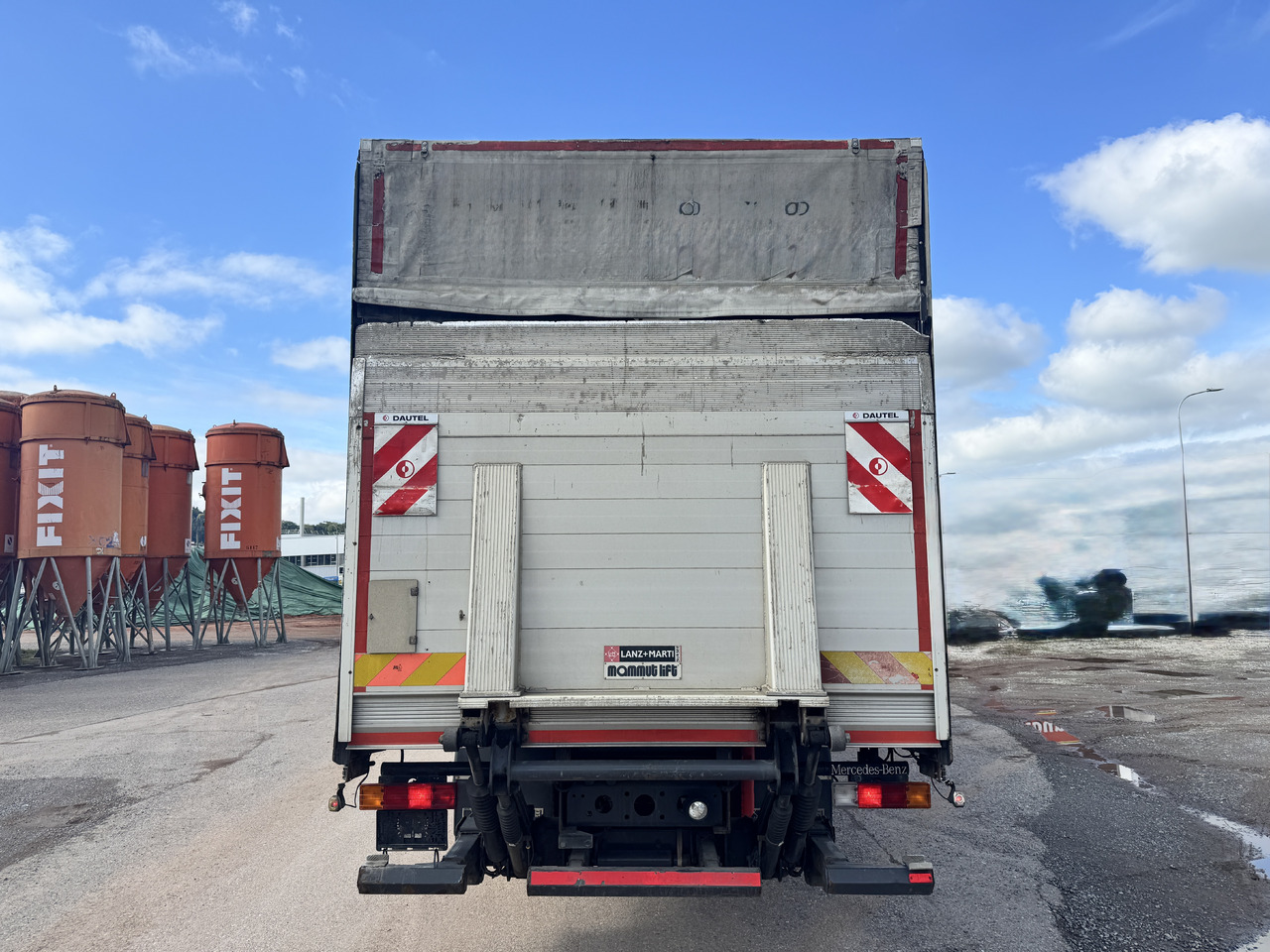 MERCEDES-BENZ Actros 1836 4x2 Blache-Hebebühne - شاحنة ذات ستائر جانبية: صورة 3 MERCEDES-BENZ Actros 1836 4x2 Blache-Hebebühne - شاحنة ذات ستائر جانبية: صورة 3