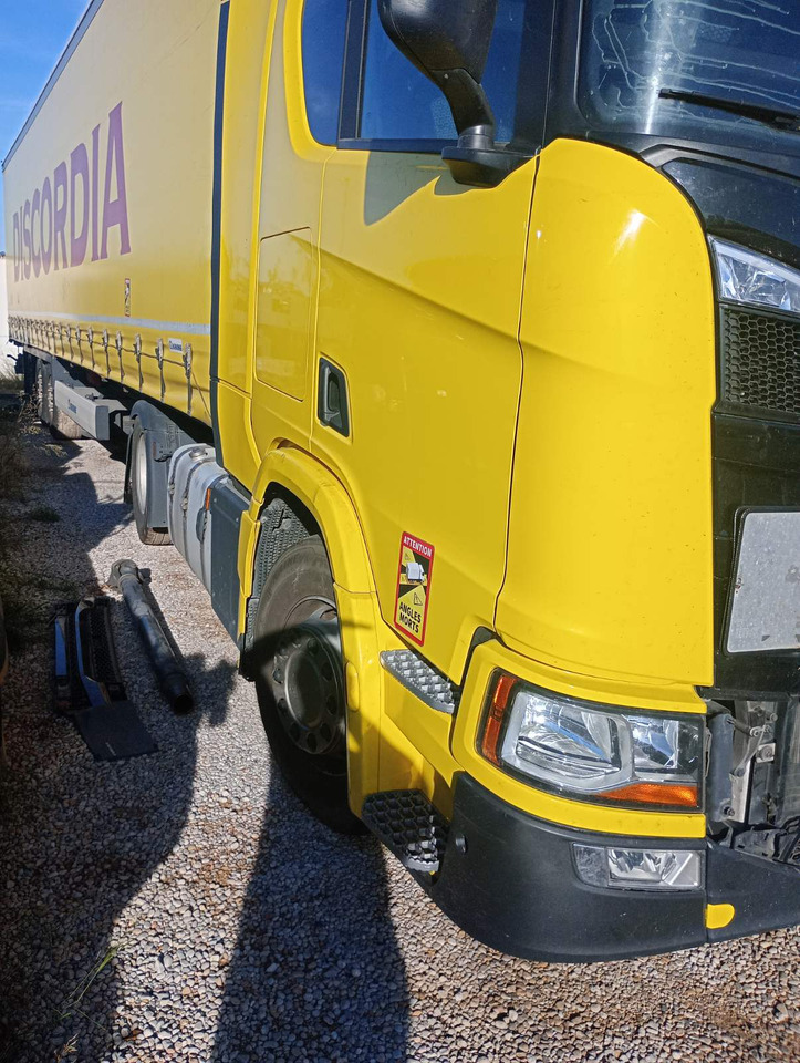 SCANIA R460 SUPER, Location: Villareal, Spain - رأس تريلا: صورة 2 SCANIA R460 SUPER, Location: Villareal, Spain - رأس تريلا: صورة 2
