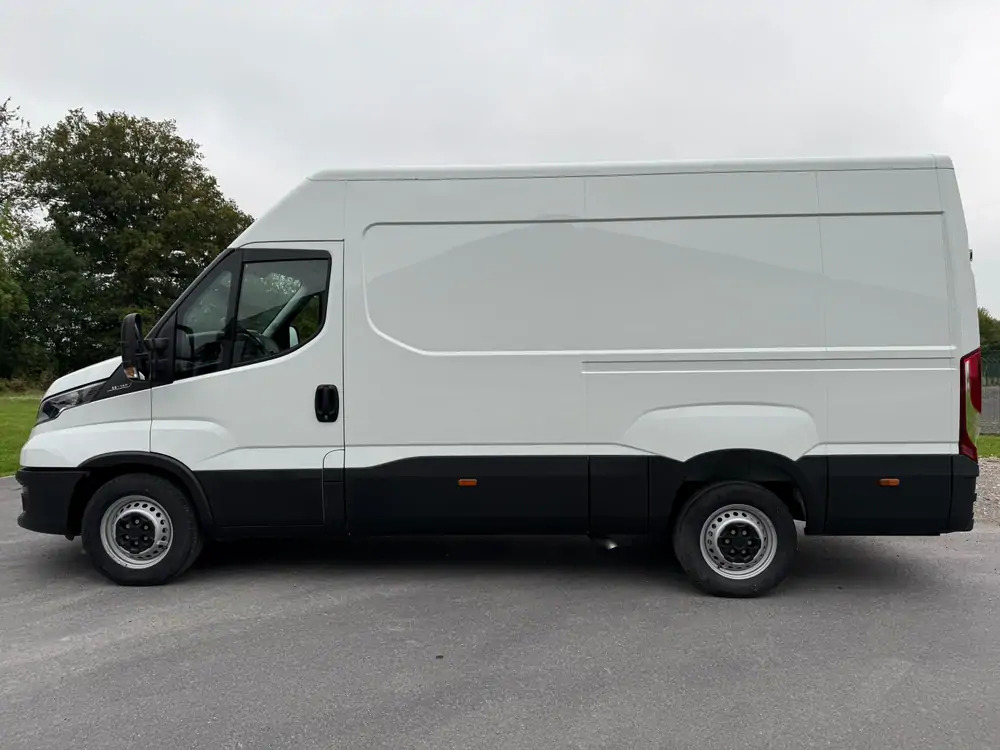 Iveco Daily 35-140 *L2H2*DISPO DE STOCK*Airco*Cruise control - فان: صورة 4 Iveco Daily 35-140 *L2H2*DISPO DE STOCK*Airco*Cruise control - فان: صورة 4