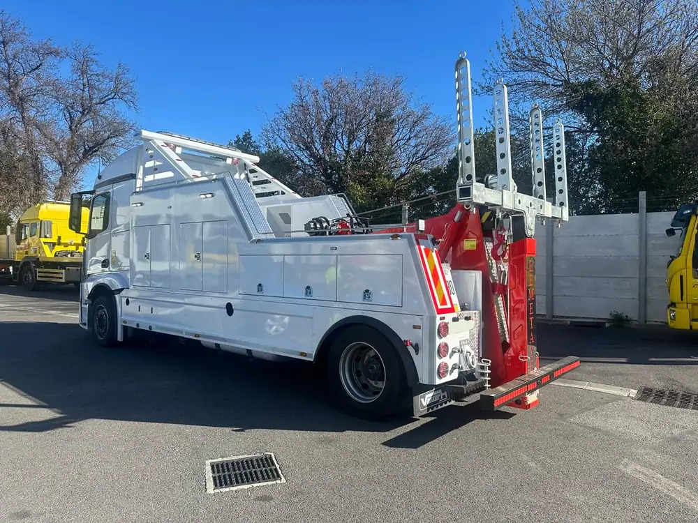 Mercedes-Benz Actros 1943 *NOUVELLE SUPERTRUCTURE GRS 20000 VEMASUR*FULL AIR - شاحنة سحب: صورة 4 Mercedes-Benz Actros 1943 *NOUVELLE SUPERTRUCTURE GRS 20000 VEMASUR*FULL AIR - شاحنة سحب: صورة 4