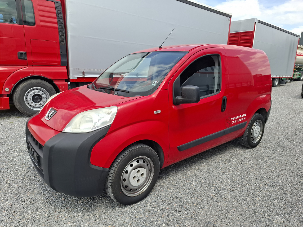 PEUGEOT Peugeot Bipper 1.3 HDI - شاحنة توصيل مغلقة: صورة 3 PEUGEOT Peugeot Bipper 1.3 HDI - شاحنة توصيل مغلقة: صورة 3
