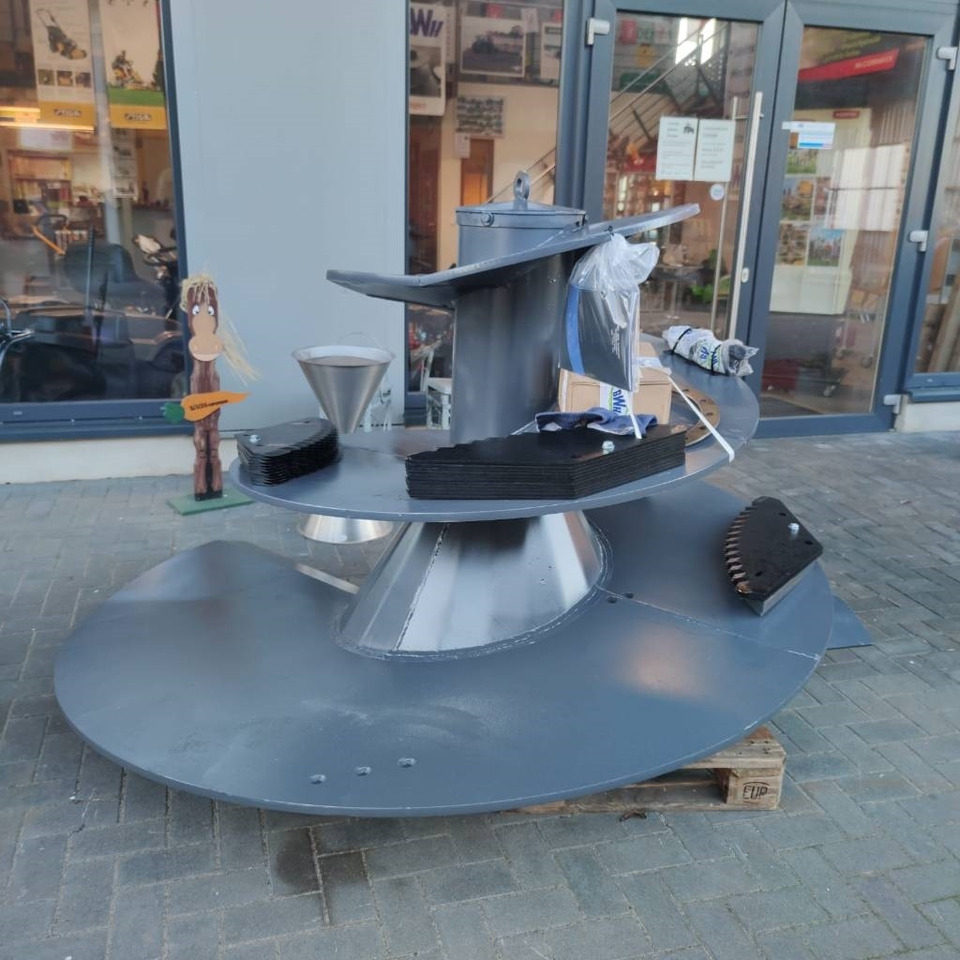 Kuhn z. B. Euro Mix - قطع الغيار - عربة خلط الأعلاف: صورة 1 Kuhn z. B. Euro Mix - قطع الغيار - عربة خلط الأعلاف: صورة 1