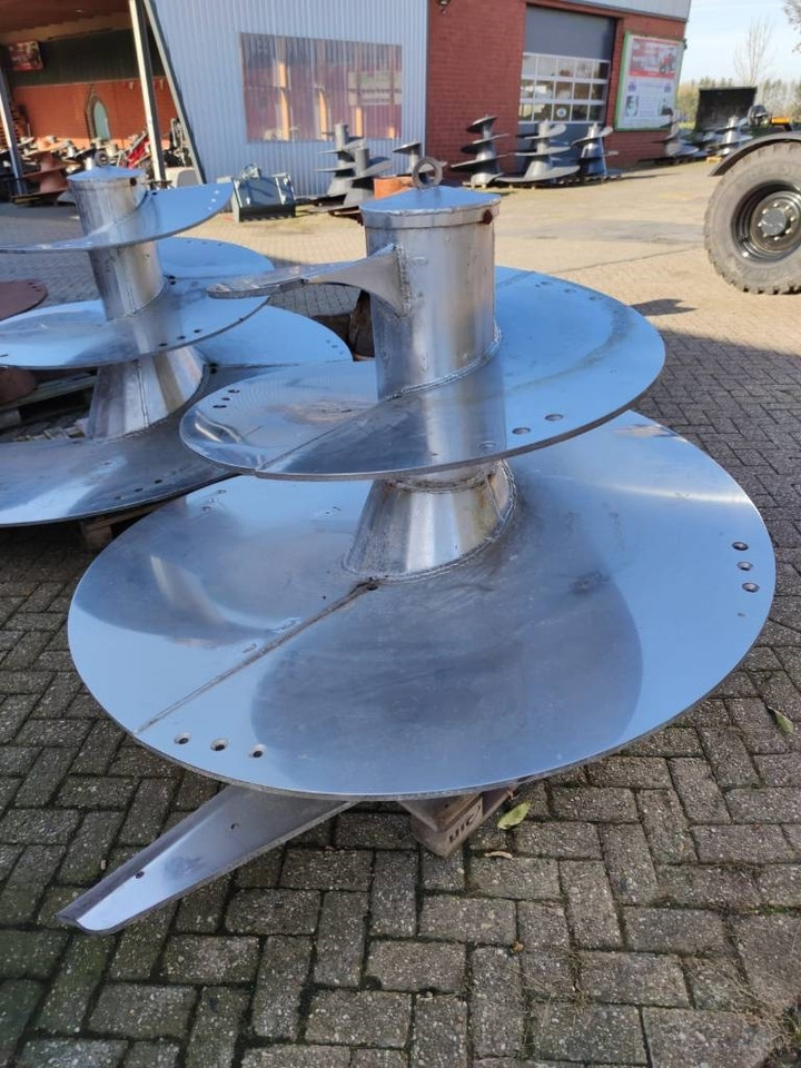 Strautmann z. B. Verti Mix - قطع الغيار - عربة خلط الأعلاف: صورة 3 Strautmann z. B. Verti Mix - قطع الغيار - عربة خلط الأعلاف: صورة 3