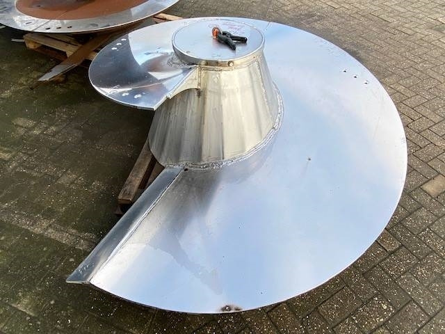 Strautmann z. B. Verti Mix - قطع الغيار - عربة خلط الأعلاف: صورة 2 Strautmann z. B. Verti Mix - قطع الغيار - عربة خلط الأعلاف: صورة 2