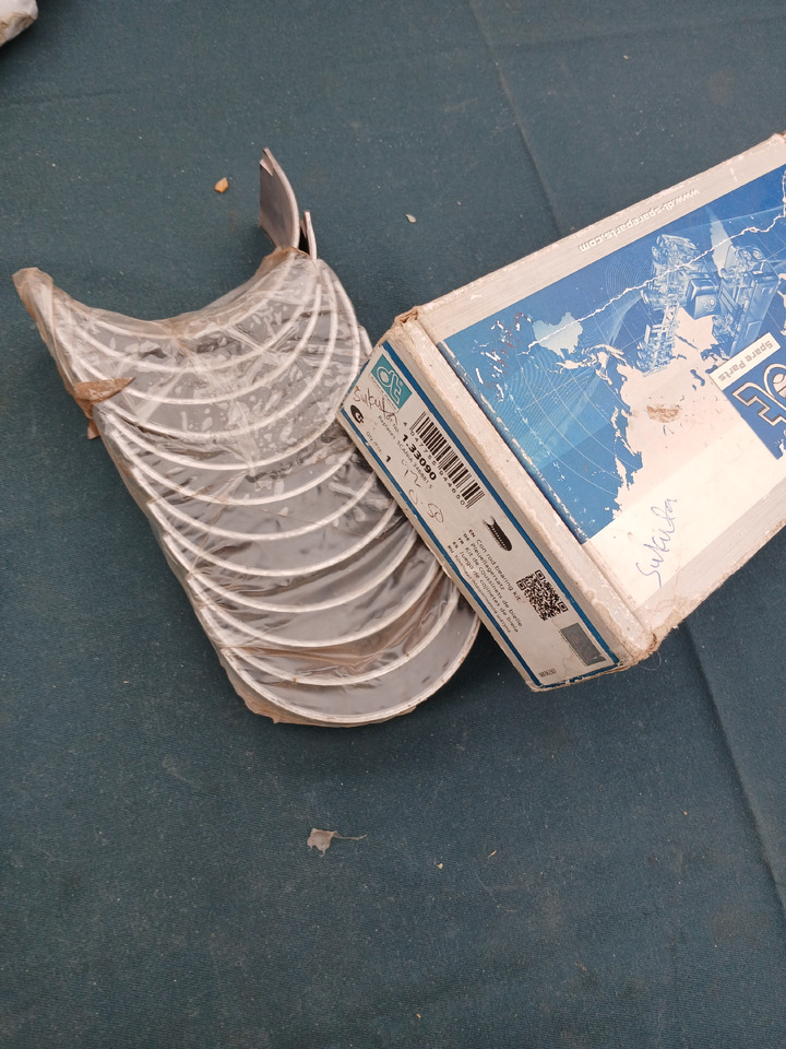 DT Conrod bearing 133090 for Scania 82/93 - محمل المحرك: صورة 1 DT Conrod bearing 133090 for Scania 82/93 - محمل المحرك: صورة 1