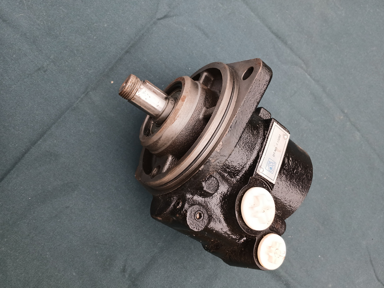 Steeringpump DT 713202 for IVECO  - مضخة المقود: صورة 1 Steeringpump DT 713202 for IVECO  - مضخة المقود: صورة 1