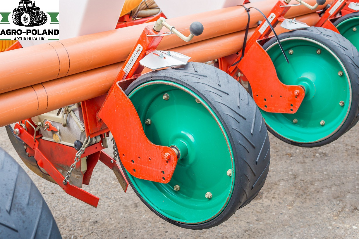 تأجير KVERNELAND OPTIMA - 12 X 75 + ZBIORNIK NA NAWÓZ KVERNELAND OPTIMA - 12 X 75 + ZBIORNIK NA NAWÓZ: صورة 7