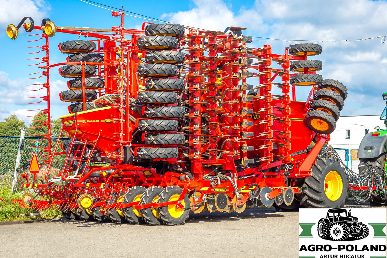 Väderstad RAPID RDA 800 C - NAWOŻENIE - 2012 ROK + VADERSTAD BIODRILL 360 - آلة بذر الحصاد: صورة 3 Väderstad RAPID RDA 800 C - NAWOŻENIE - 2012 ROK + VADERSTAD BIODRILL 360 - آلة بذر الحصاد: صورة 3