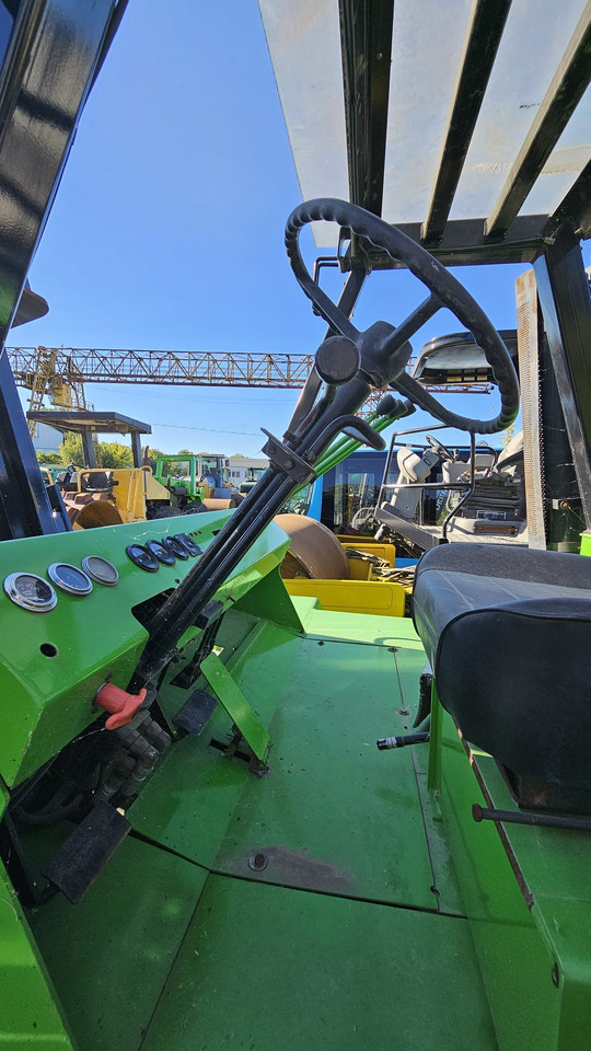 CATERPILLAR V330B - رافعة شوكية للأراضي الوعرة: صورة 4 CATERPILLAR V330B - رافعة شوكية للأراضي الوعرة: صورة 4