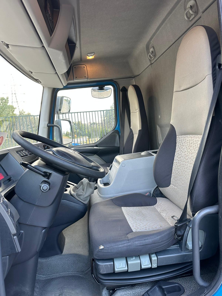 RENAULT midlum 14.220 - شاحنة ذات ستائر جانبية: صورة 3 RENAULT midlum 14.220 - شاحنة ذات ستائر جانبية: صورة 3