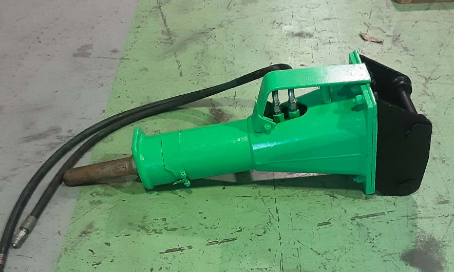 MONTABERT BRP70 - مطرقة هيدروليكية: صورة 1 MONTABERT BRP70 - مطرقة هيدروليكية: صورة 1