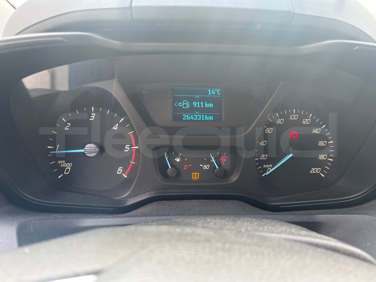 Ford Transit - حافلة نقل لمسافات طويلة: صورة 3 Ford Transit - حافلة نقل لمسافات طويلة: صورة 3