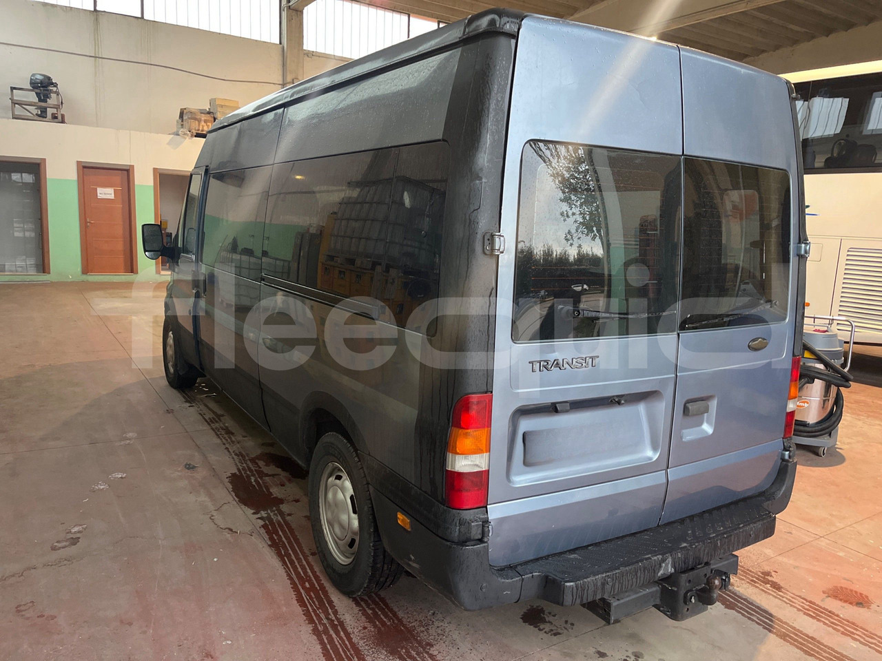 Ford Transit - حافلة صغيرة, ميكروباص: صورة 5 Ford Transit - حافلة صغيرة, ميكروباص: صورة 5