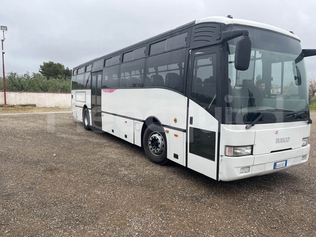 Irisbus 397E.12 - حافلة الضواحي: صورة 1 Irisbus 397E.12 - حافلة الضواحي: صورة 1