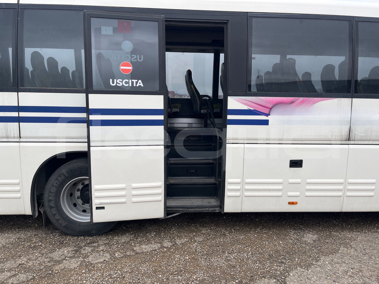 حافلة نقل لمسافات طويلة Iveco 380: صورة 14 حافلة نقل لمسافات طويلة Iveco 380: صورة 14