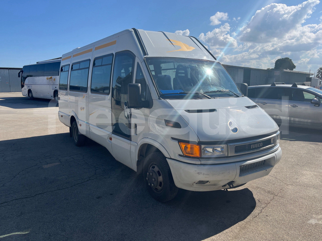 Iveco A50 - حافلة صغيرة, ميكروباص: صورة 1 Iveco A50 - حافلة صغيرة, ميكروباص: صورة 1