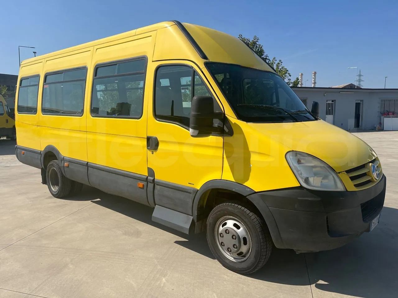 حافلة مدرسية Iveco A50: صورة 1