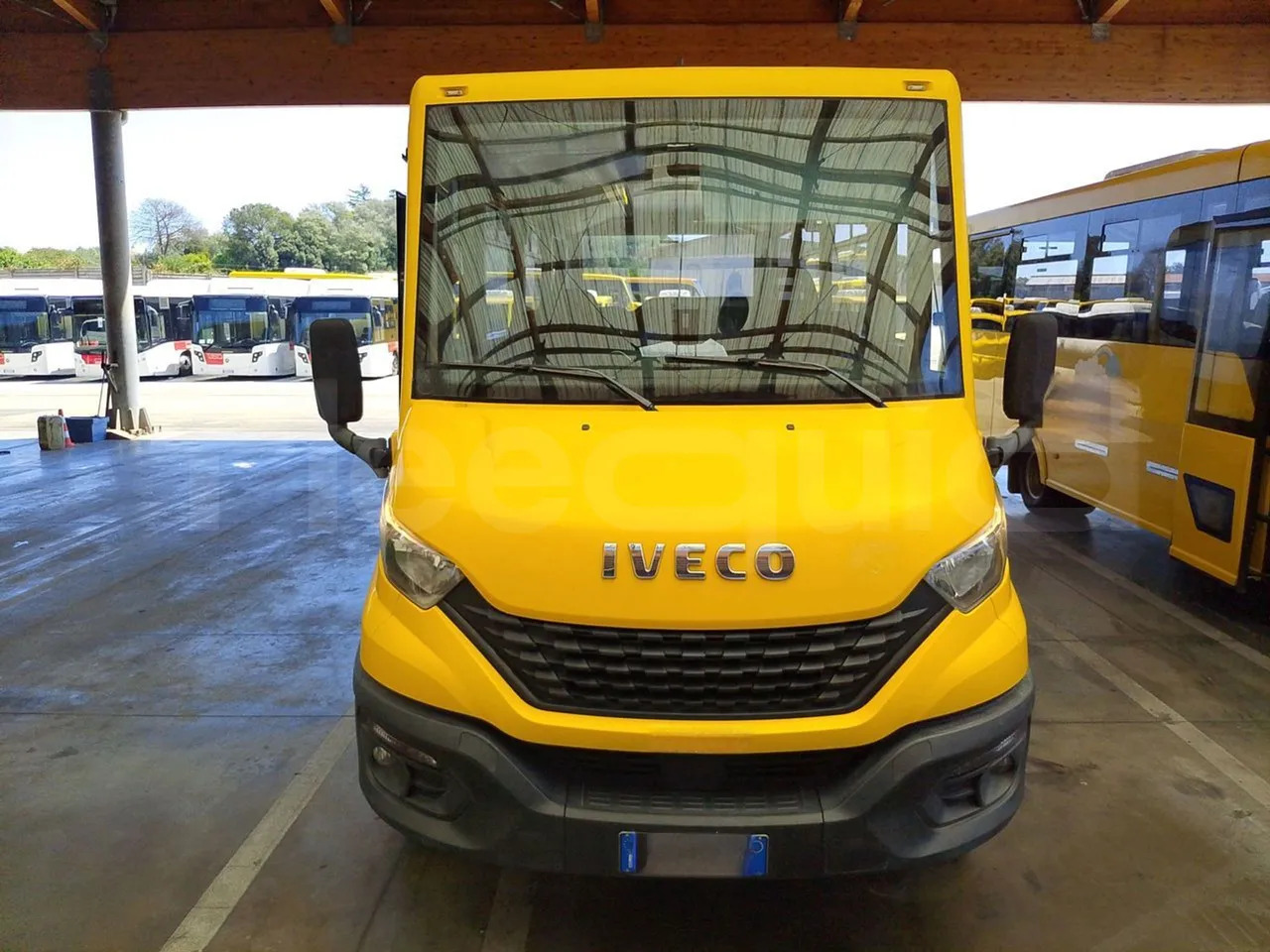 Iveco Indcar - حافلة مدرسية: صورة 2 Iveco Indcar - حافلة مدرسية: صورة 2