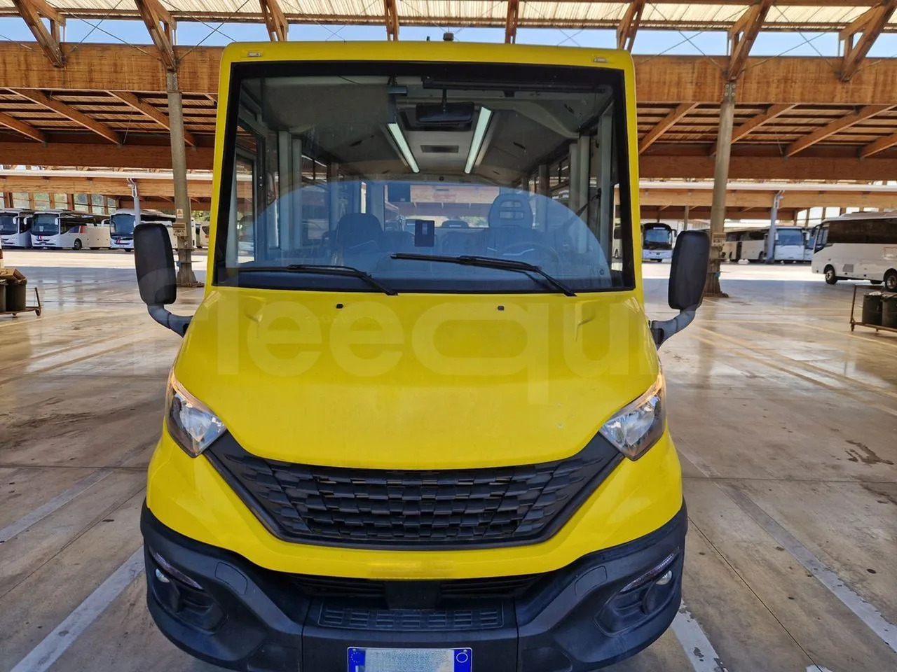 Iveco Indcar - حافلة مدرسية: صورة 1 Iveco Indcar - حافلة مدرسية: صورة 1