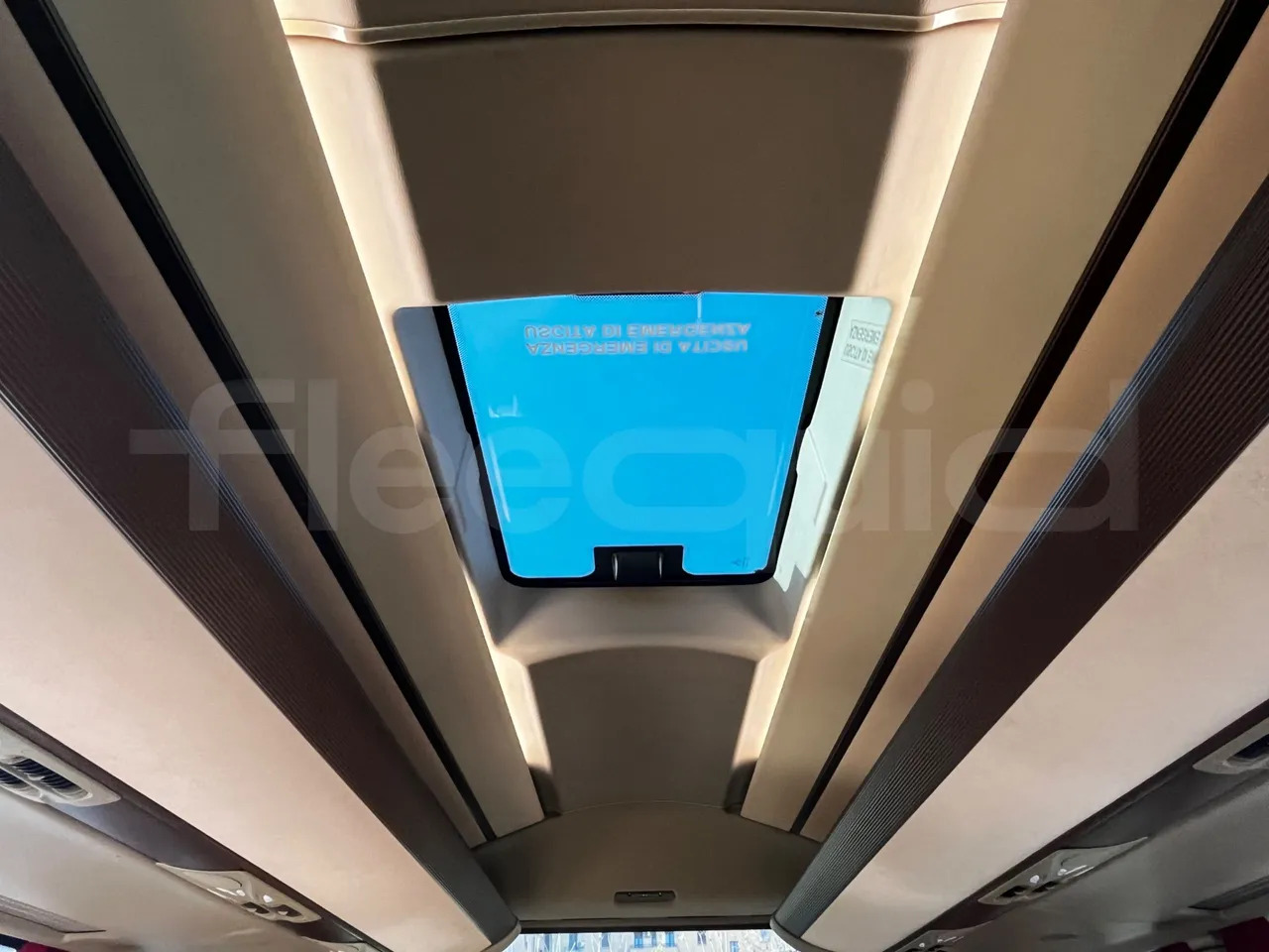 حافلة نقل لمسافات طويلة Iveco Magelys: صورة 34 حافلة نقل لمسافات طويلة Iveco Magelys: صورة 34