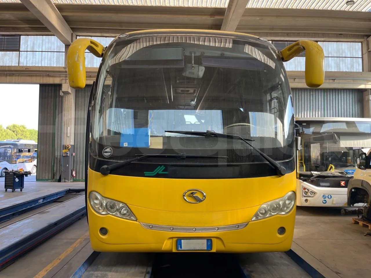 King Long XMQ6800 - حافلة مدرسية: صورة 2 King Long XMQ6800 - حافلة مدرسية: صورة 2