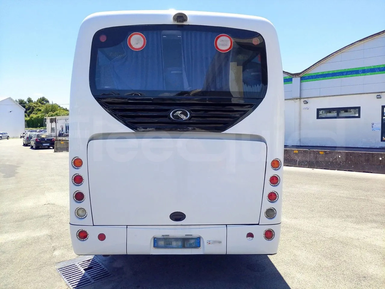 King Long XMQ6900 - حافلة نقل لمسافات طويلة: صورة 5 King Long XMQ6900 - حافلة نقل لمسافات طويلة: صورة 5