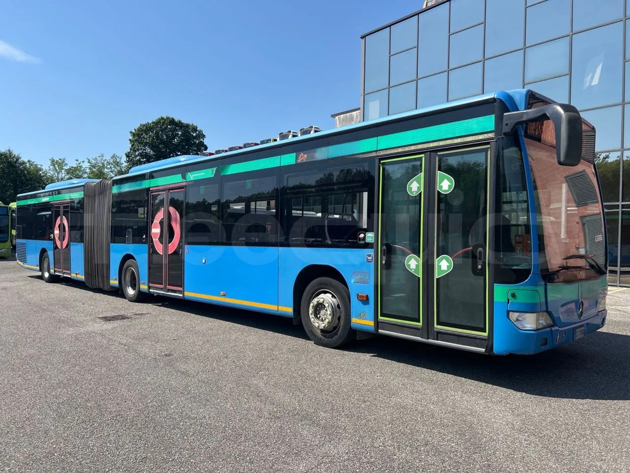 Mercedes-Benz Citaro G - حافلة مفصلية: صورة 1 Mercedes-Benz Citaro G - حافلة مفصلية: صورة 1