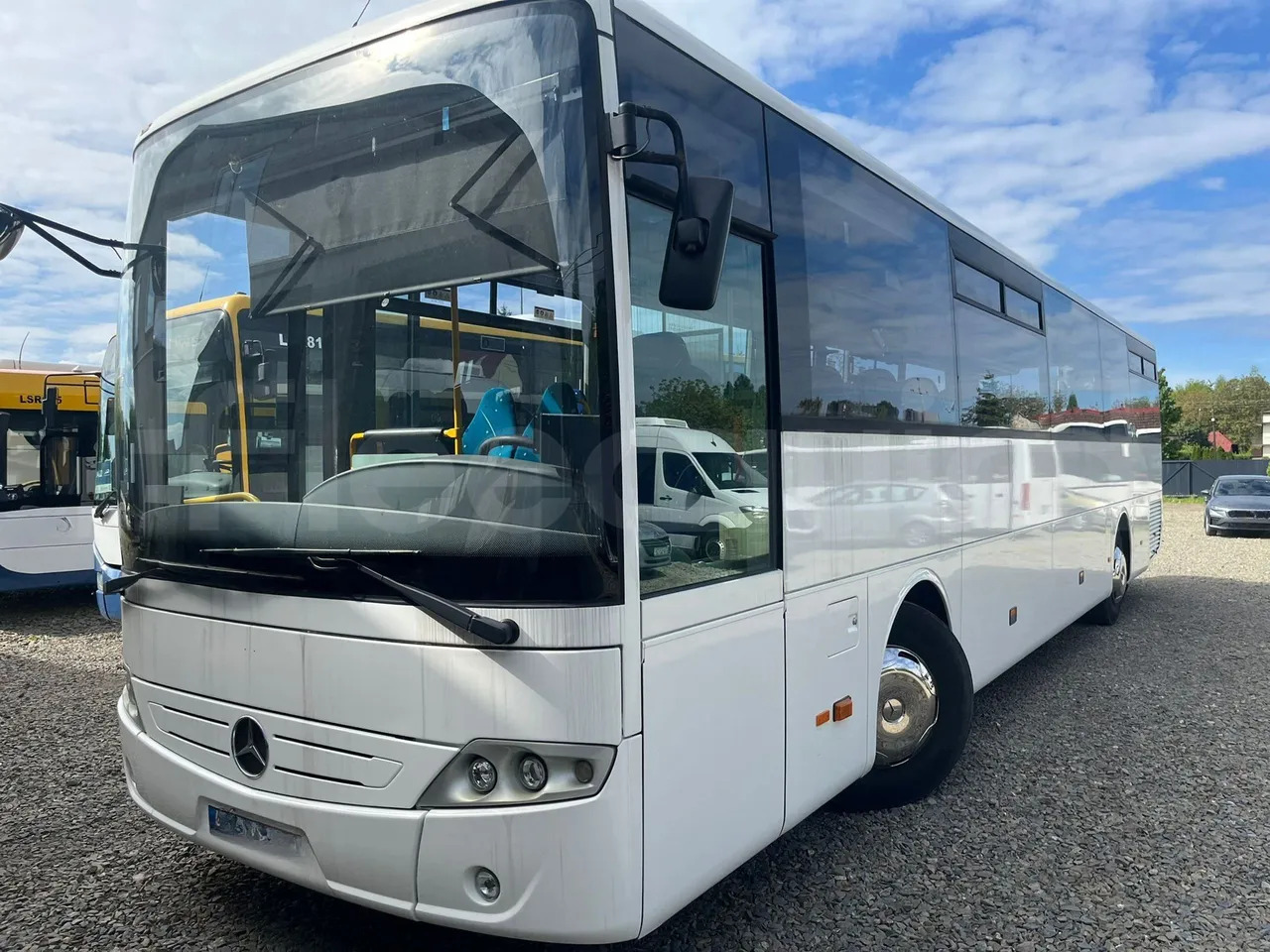 Mercedes-Benz Intouro - حافلة الضواحي: صورة 3 Mercedes-Benz Intouro - حافلة الضواحي: صورة 3