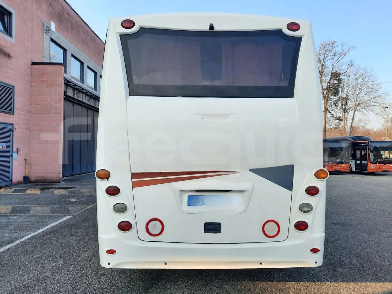 Mercedes-Benz MB1022 - حافلة نقل لمسافات طويلة: صورة 5 Mercedes-Benz MB1022 - حافلة نقل لمسافات طويلة: صورة 5