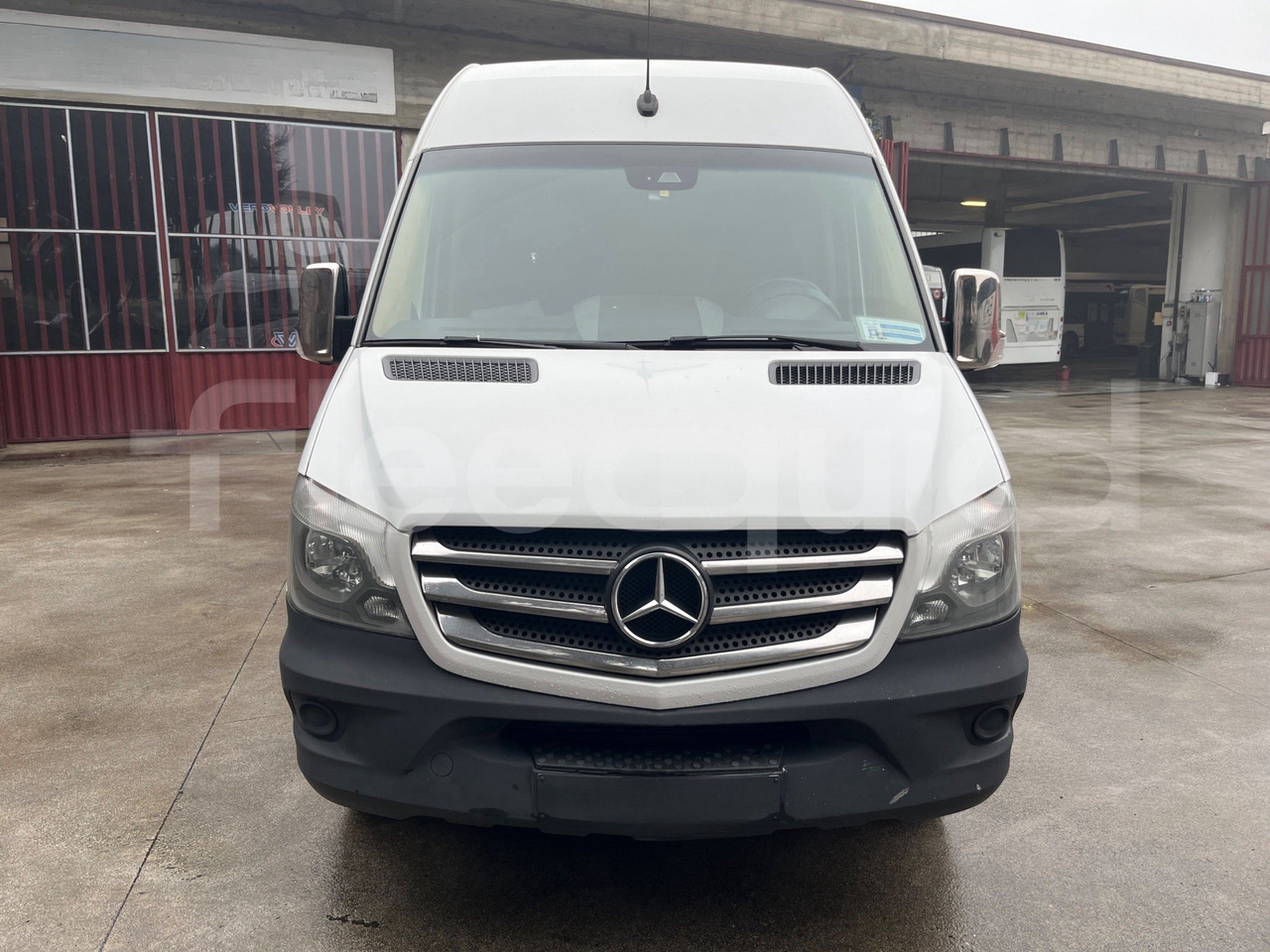 Mercedes-Benz Sprinter - حافلة صغيرة, ميكروباص: صورة 2 Mercedes-Benz Sprinter - حافلة صغيرة, ميكروباص: صورة 2