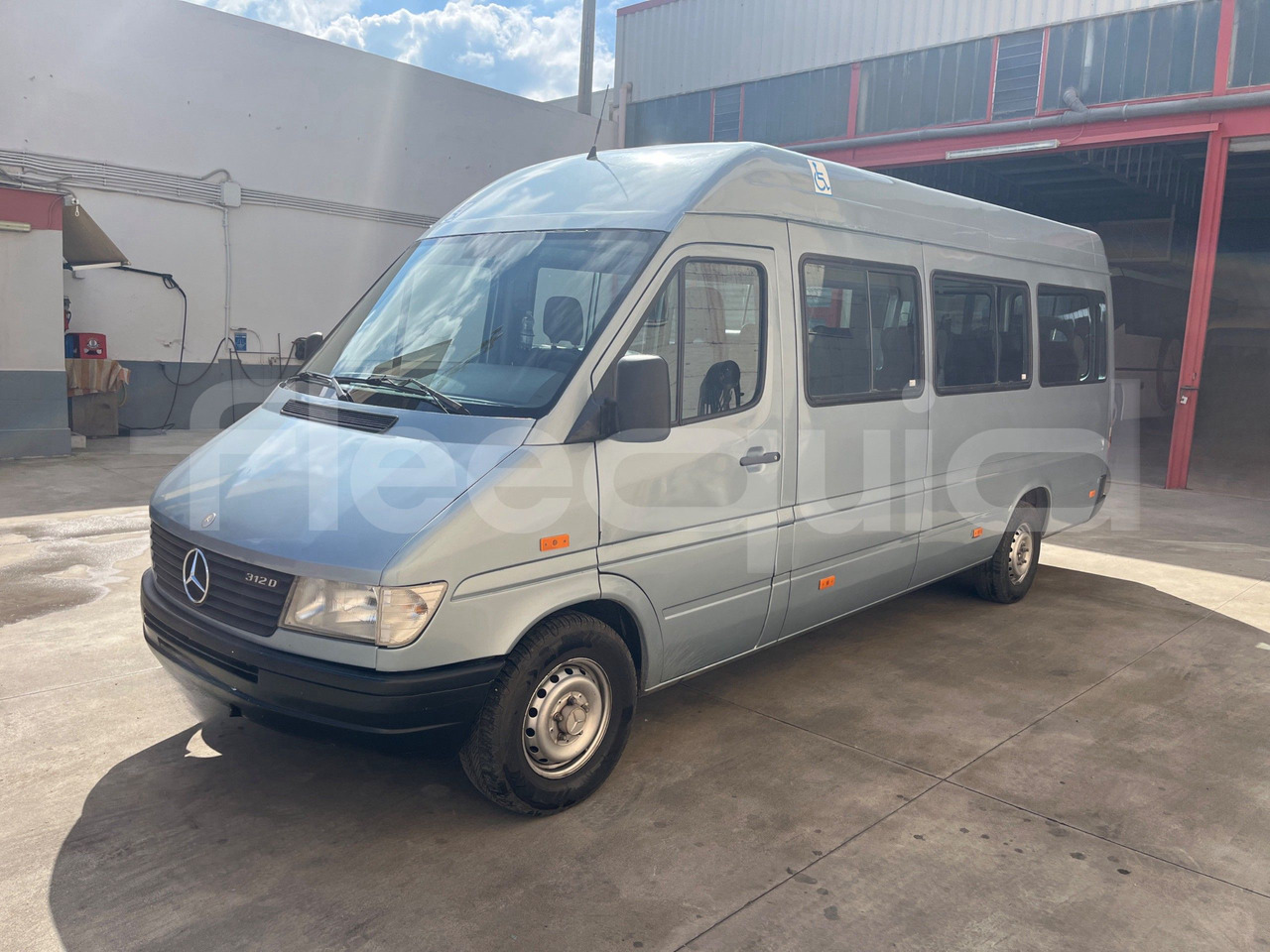 Mercedes-Benz Sprinter - حافلة صغيرة, ميكروباص: صورة 4 Mercedes-Benz Sprinter - حافلة صغيرة, ميكروباص: صورة 4
