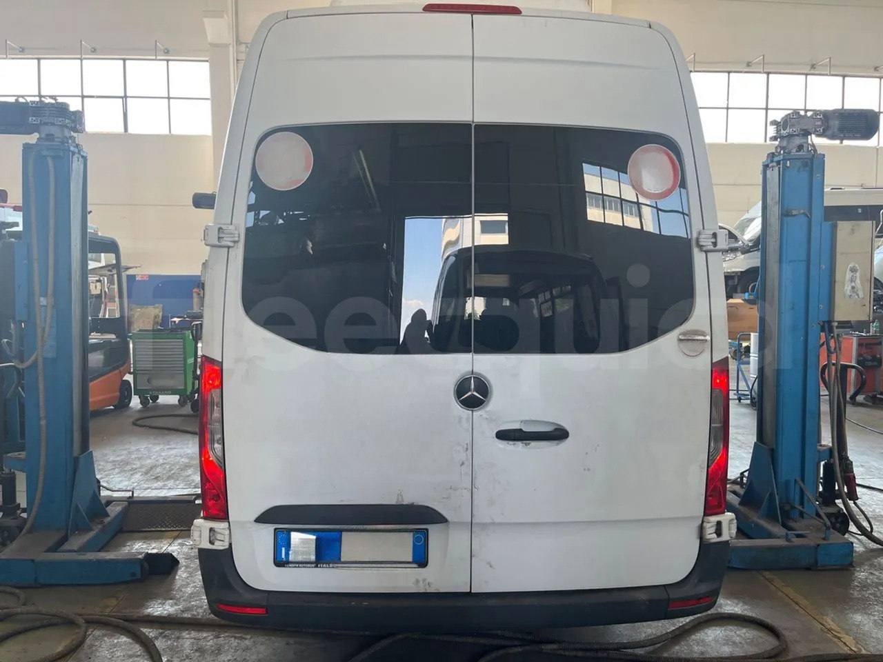 Mercedes-Benz Sprinter - حافلة صغيرة, ميكروباص: صورة 5 Mercedes-Benz Sprinter - حافلة صغيرة, ميكروباص: صورة 5