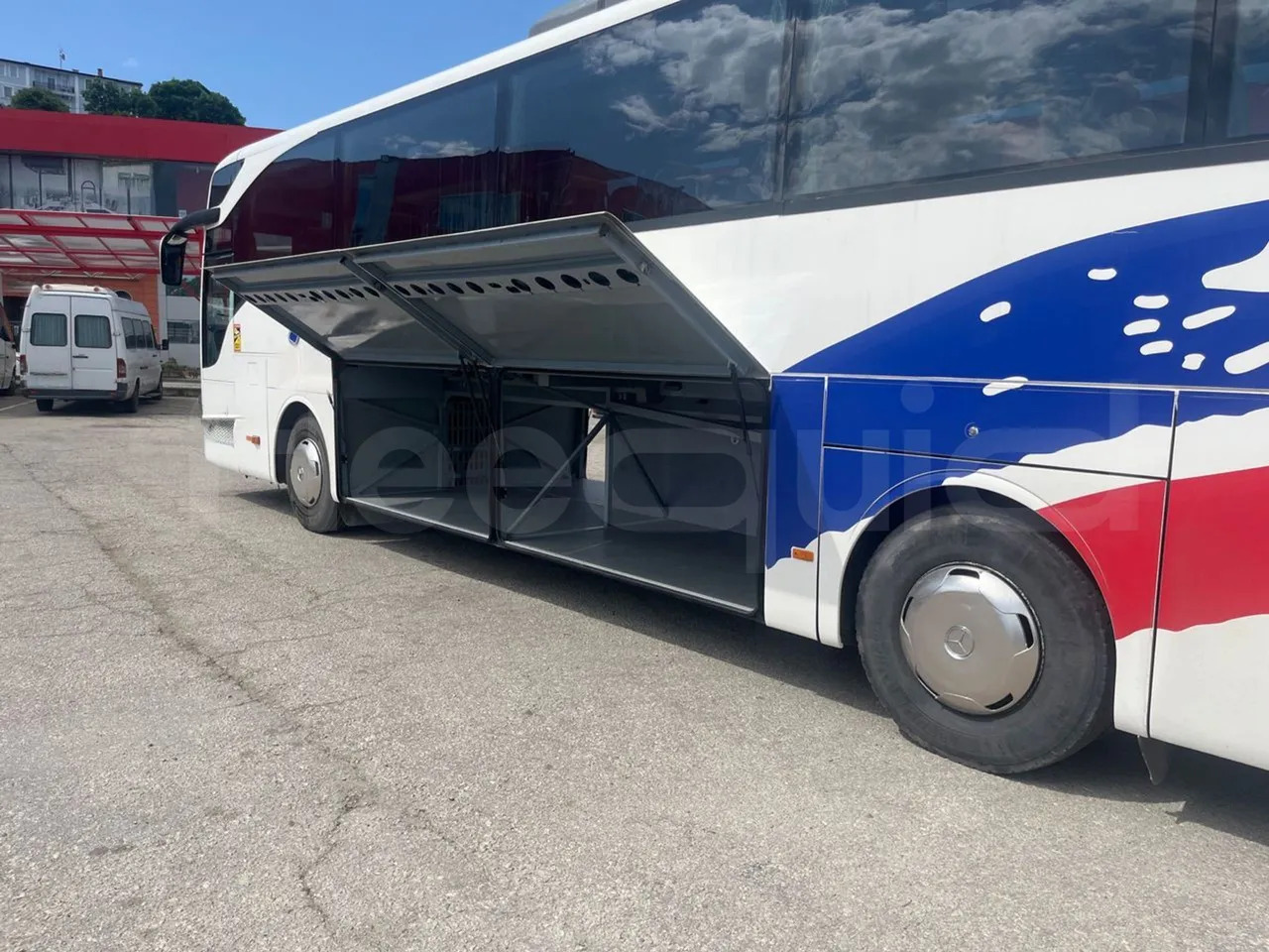 Mercedes-Benz Tourismo - حافلة نقل لمسافات طويلة: صورة 5 Mercedes-Benz Tourismo - حافلة نقل لمسافات طويلة: صورة 5