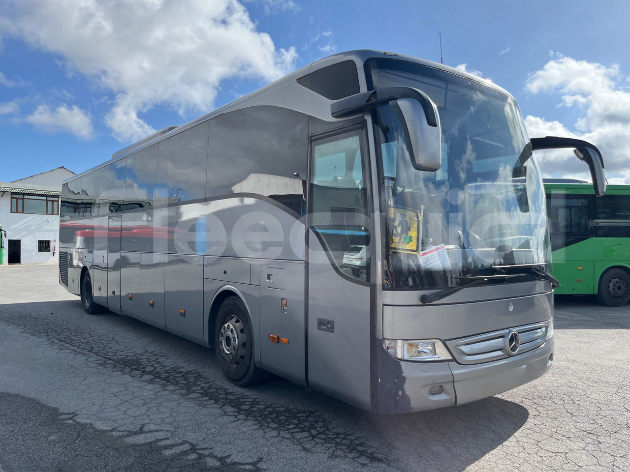 Mercedes-Benz Tourismo - حافلة نقل لمسافات طويلة: صورة 1 Mercedes-Benz Tourismo - حافلة نقل لمسافات طويلة: صورة 1