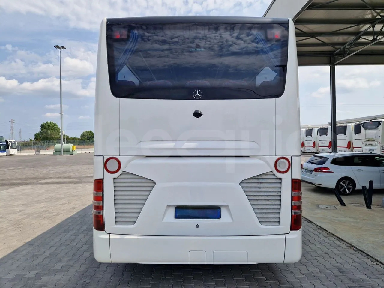 Mercedes-Benz Tourismo - حافلة نقل لمسافات طويلة: صورة 5 Mercedes-Benz Tourismo - حافلة نقل لمسافات طويلة: صورة 5