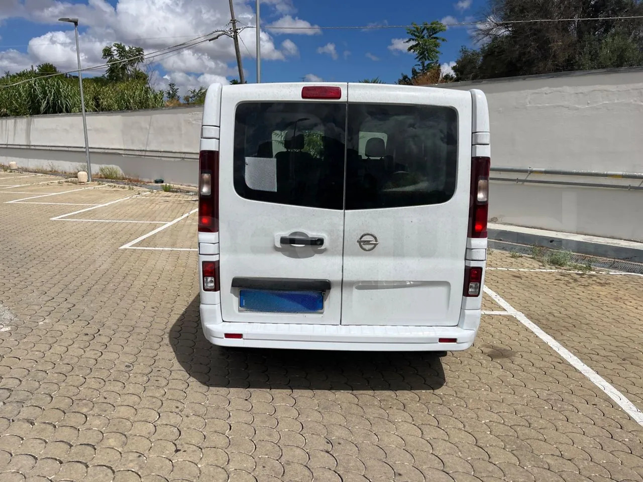 Opel Vivaro - B - حافلة الضواحي: صورة 5 Opel Vivaro - B - حافلة الضواحي: صورة 5