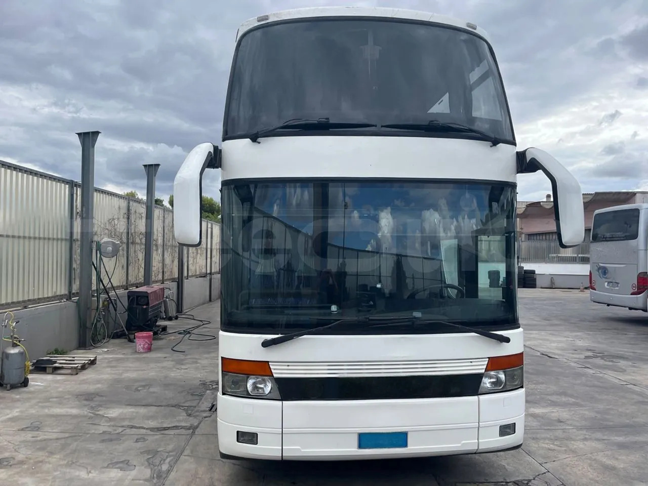Setra S328 - حافلة ذات طابقين: صورة 2 Setra S328 - حافلة ذات طابقين: صورة 2