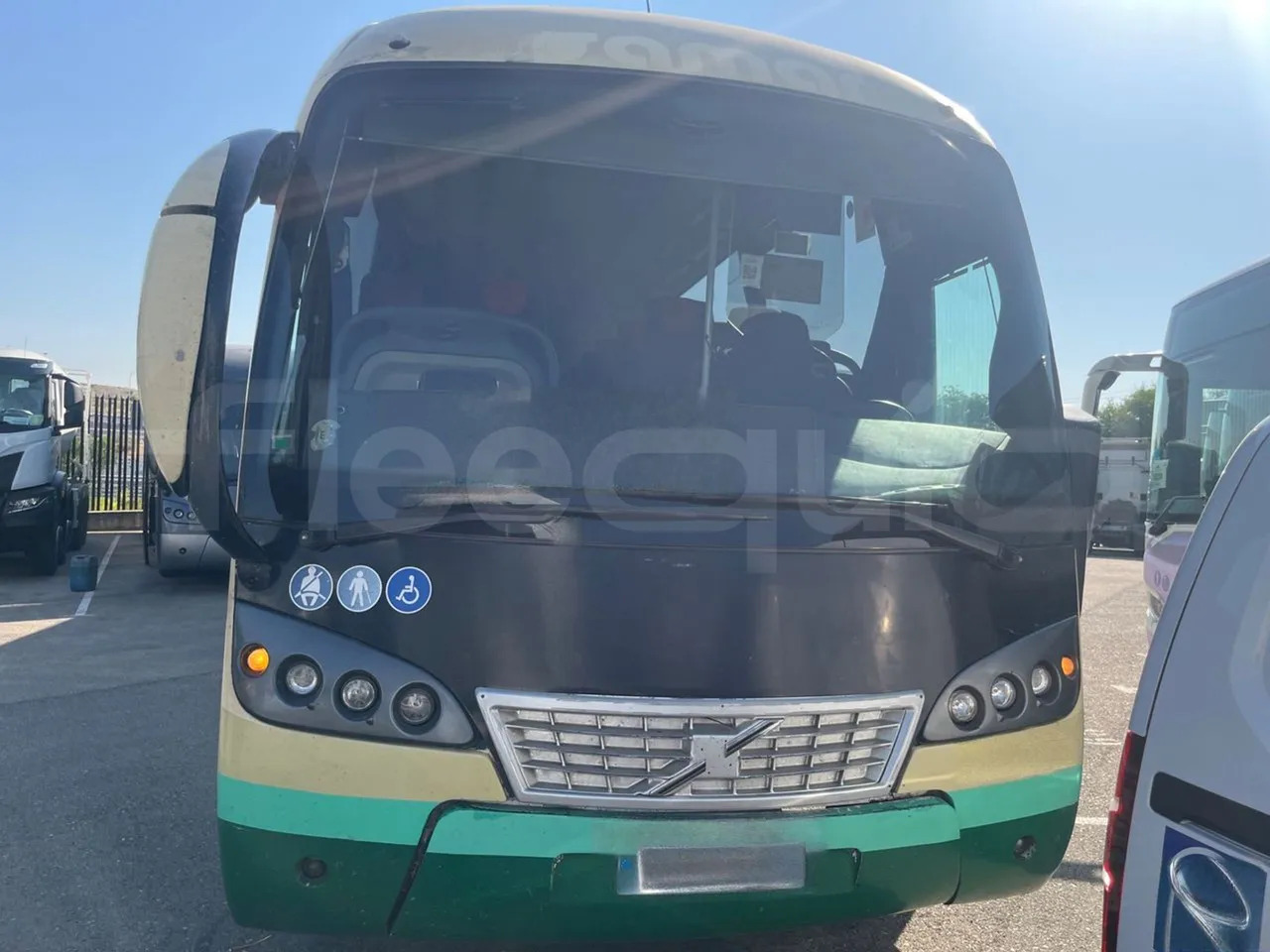 Volvo B12B - حافلة نقل لمسافات طويلة: صورة 2 Volvo B12B - حافلة نقل لمسافات طويلة: صورة 2