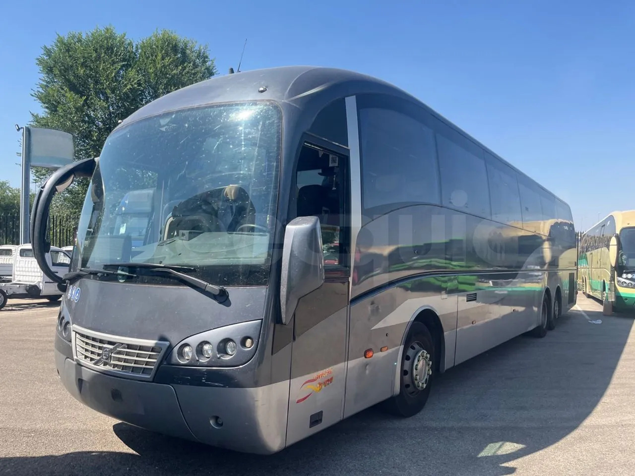 Volvo B12B - حافلة نقل لمسافات طويلة: صورة 4 Volvo B12B - حافلة نقل لمسافات طويلة: صورة 4