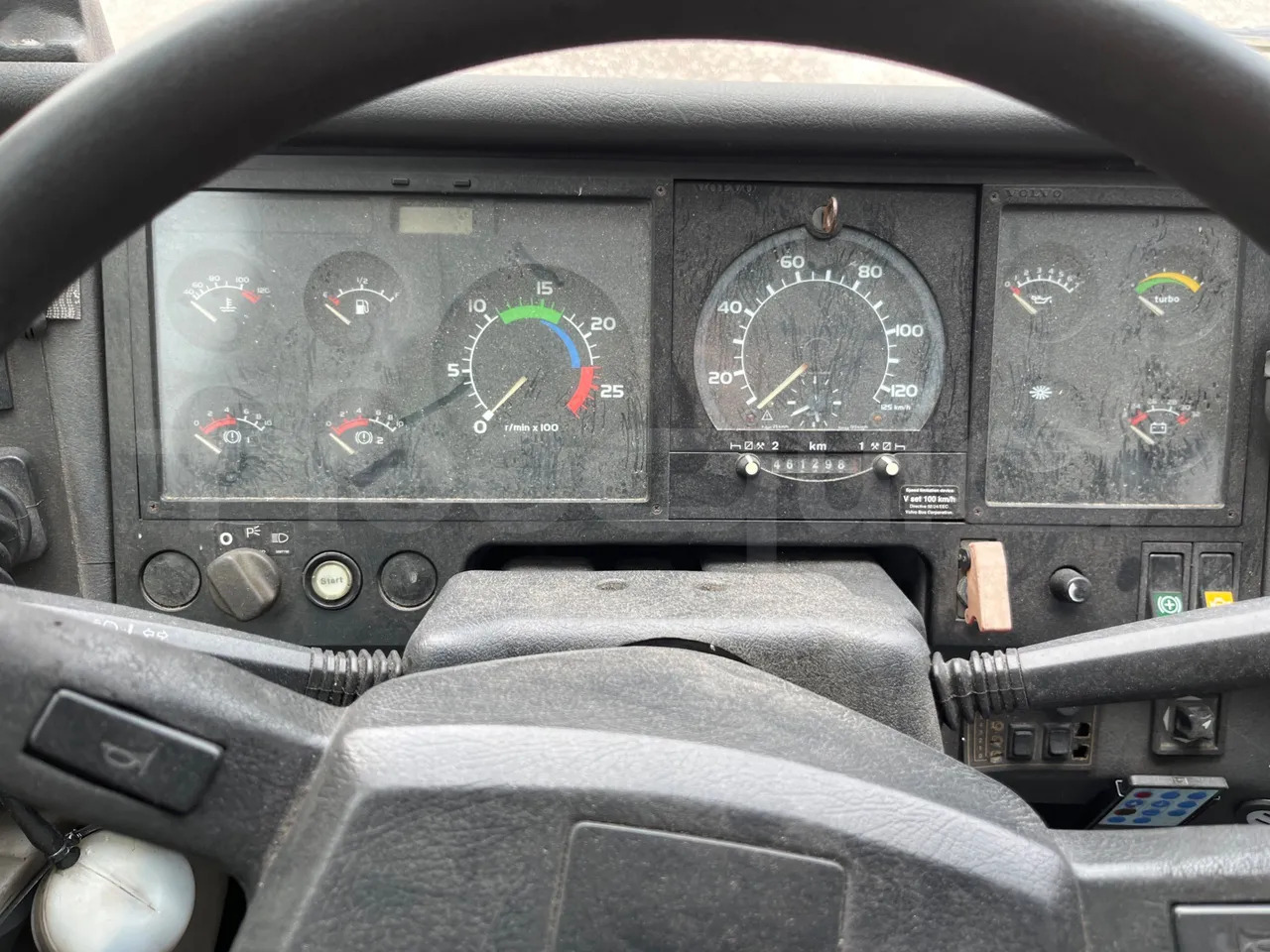 Volvo B12 - حافلة نقل لمسافات طويلة: صورة 3 Volvo B12 - حافلة نقل لمسافات طويلة: صورة 3