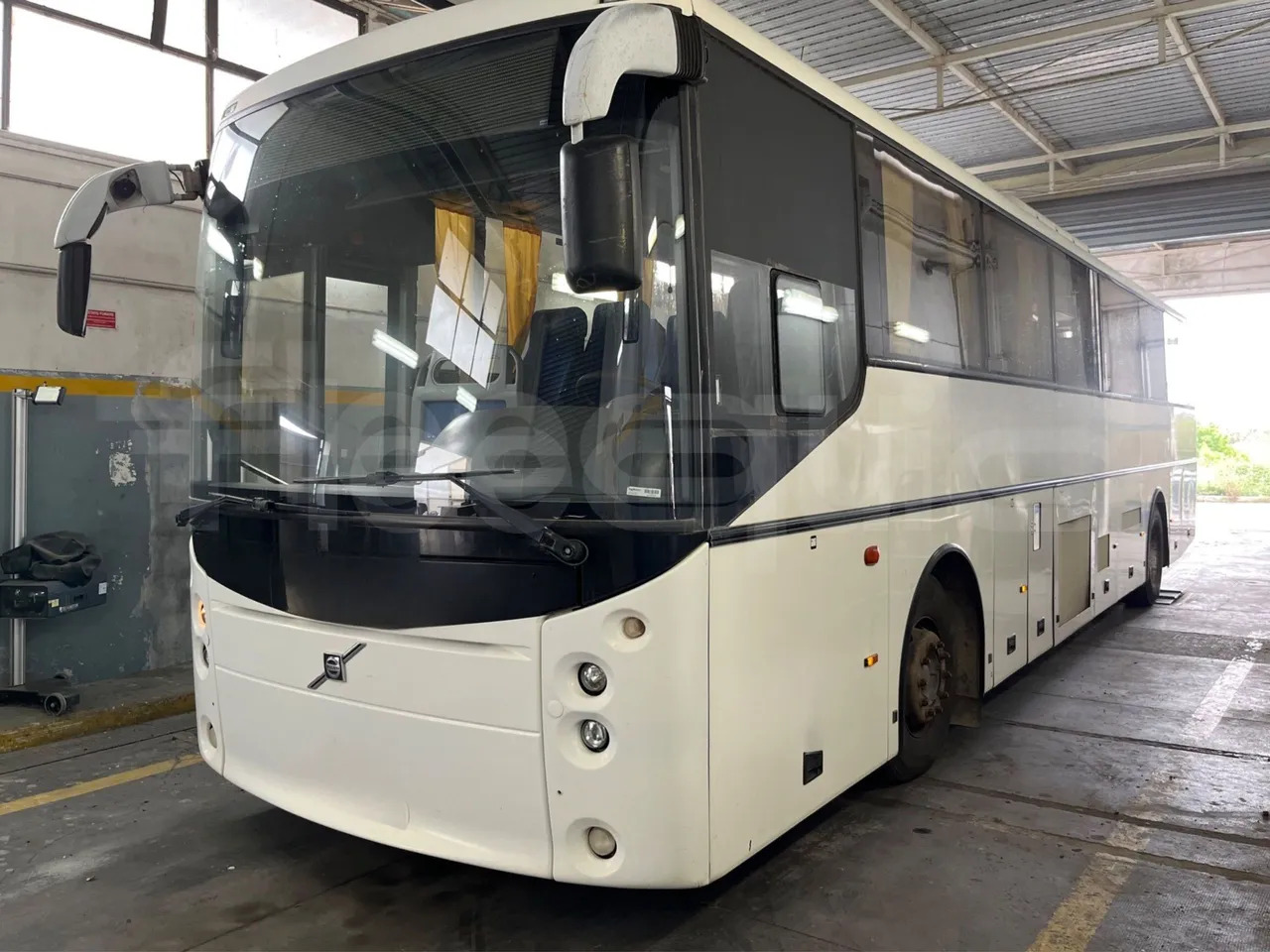 Volvo B12 - حافلة نقل لمسافات طويلة: صورة 4 Volvo B12 - حافلة نقل لمسافات طويلة: صورة 4