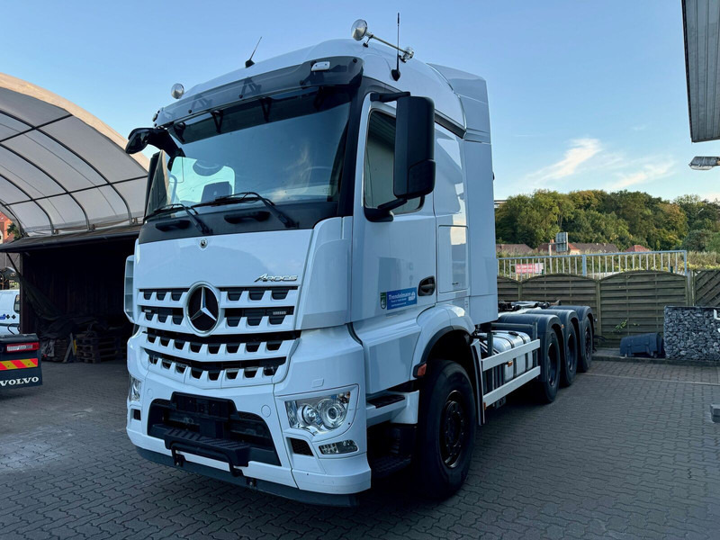 Mercedes-Benz Arocs MP5 3253 8x4 Tridem ARK HIAB 24 to - شاحنة برافعة خطافية: صورة 5 Mercedes-Benz Arocs MP5 3253 8x4 Tridem ARK HIAB 24 to - شاحنة برافعة خطافية: صورة 5