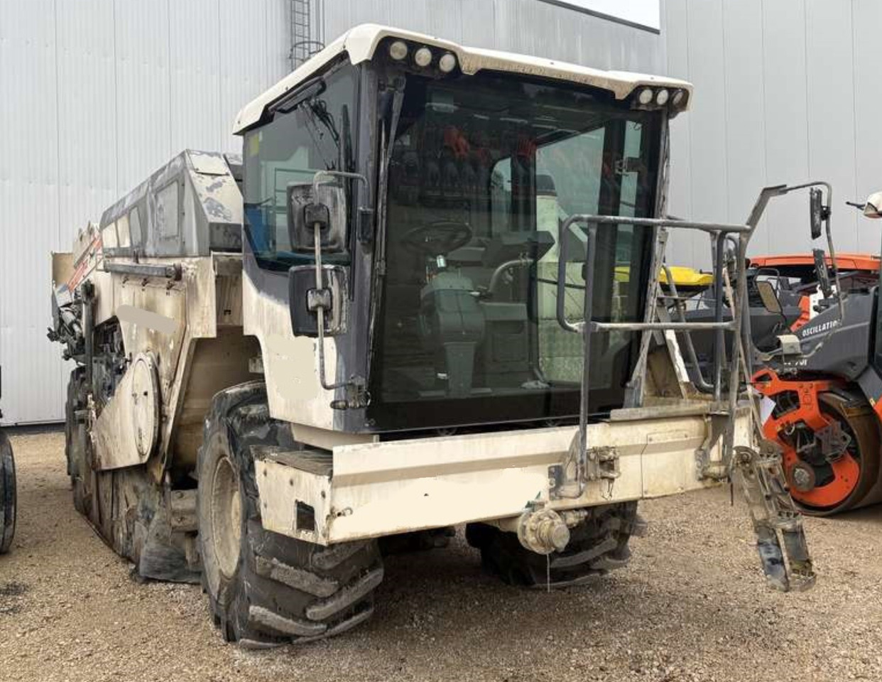 WIRTGEN WR 240i S-PACK - جهاز تثبيت التربة: صورة 1 WIRTGEN WR 240i S-PACK - جهاز تثبيت التربة: صورة 1