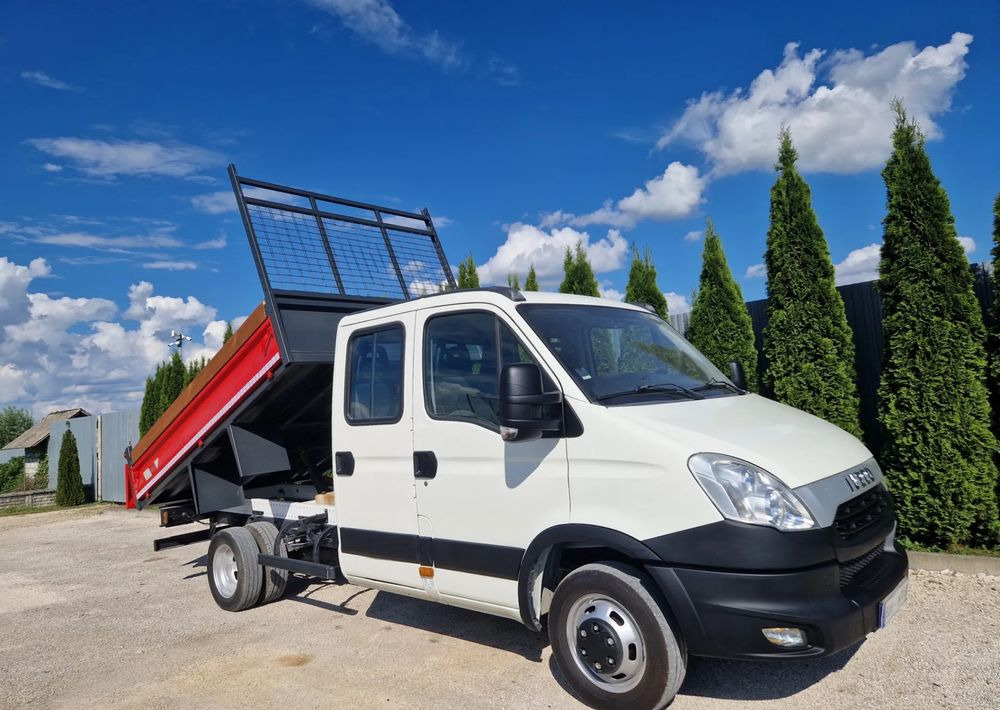 Iveco 35c15 - قلاب صغير: صورة 1 Iveco 35c15 - قلاب صغير: صورة 1