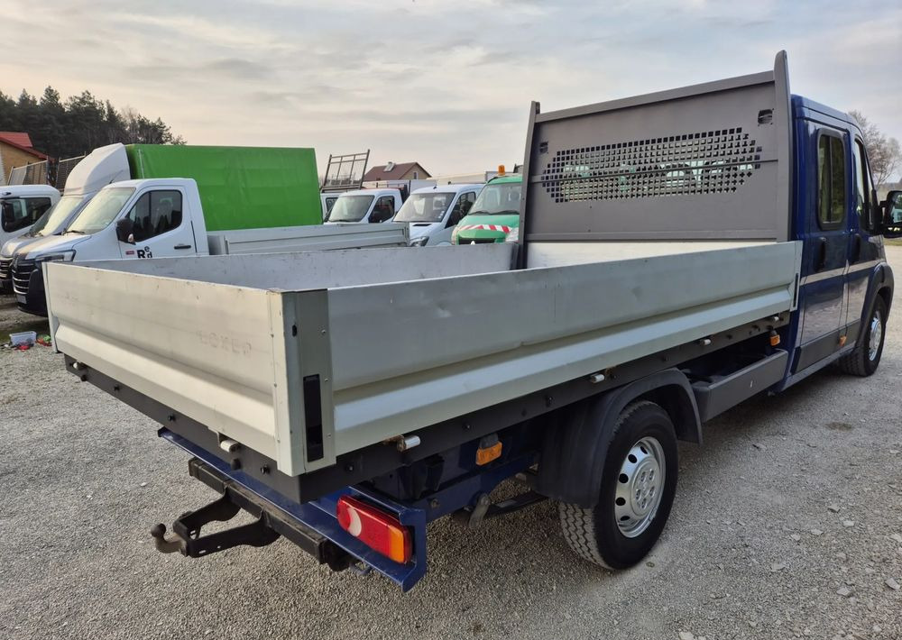 الشاحنات الصغيرة كابينة مزدوجة Peugeot Boxer 2.2 150KM brygadówka Maxi wzmocniony koła 16 cali Dubel: صورة 10 الشاحنات الصغيرة كابينة مزدوجة Peugeot Boxer 2.2 150KM brygadówka Maxi wzmocniony koła 16 cali Dubel: صورة 10