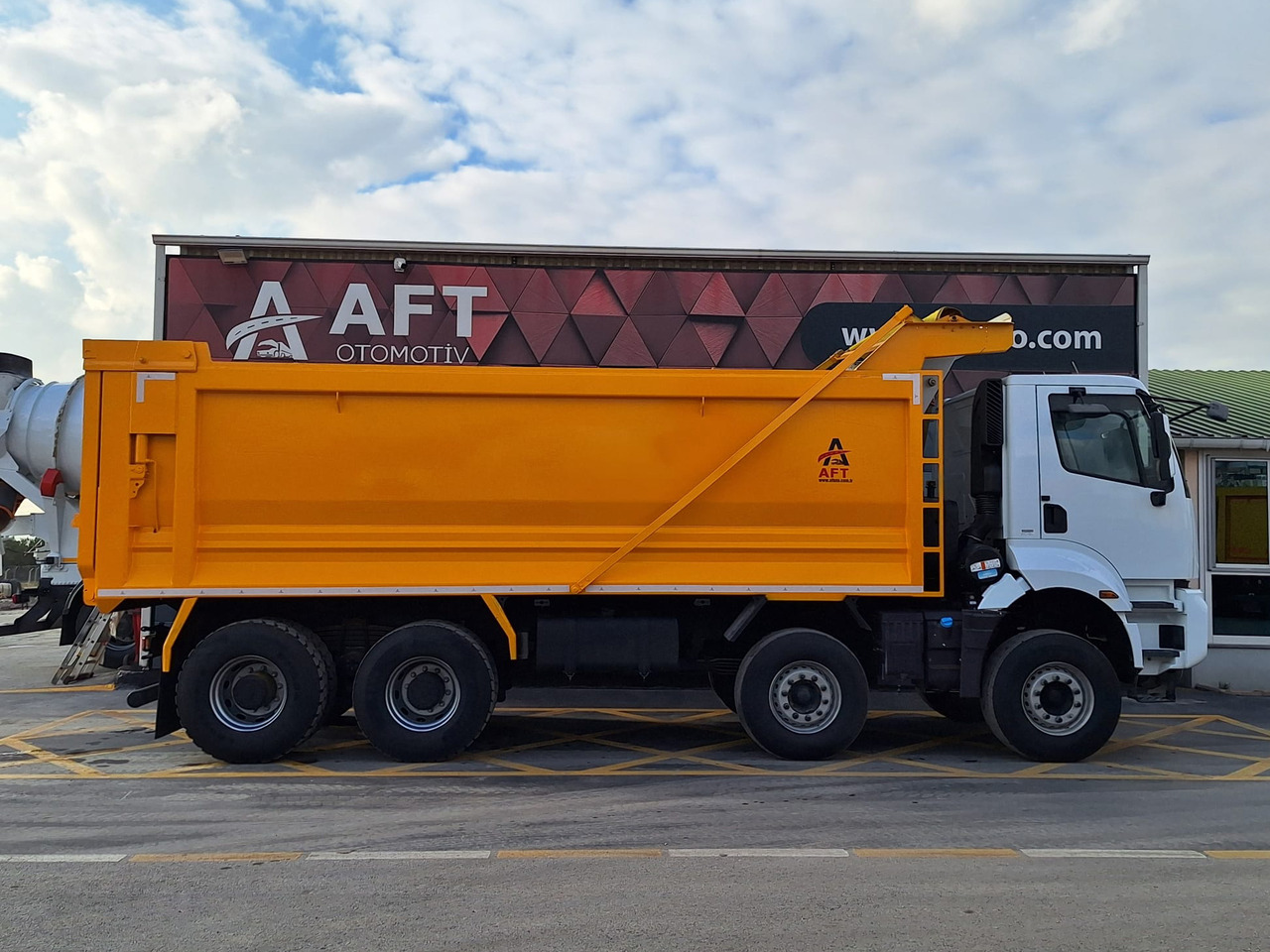 FORD 4445 XD - شاحنة قلاب: صورة 4 FORD 4445 XD - شاحنة قلاب: صورة 4